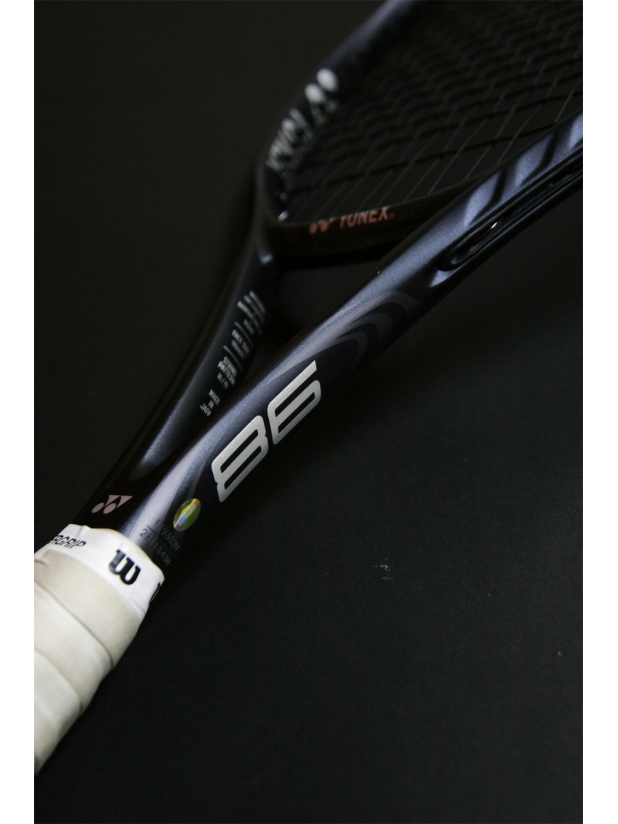 90新 日本 YONEX VCORE 98 专业全碳素网球拍 
