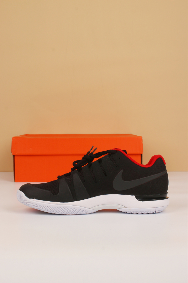 全新 NIKE COURT ZOOM 运动鞋 41码