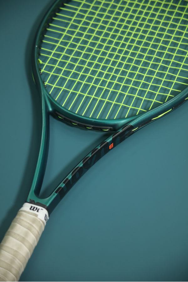 8.8新 WILSON V9 网球拍