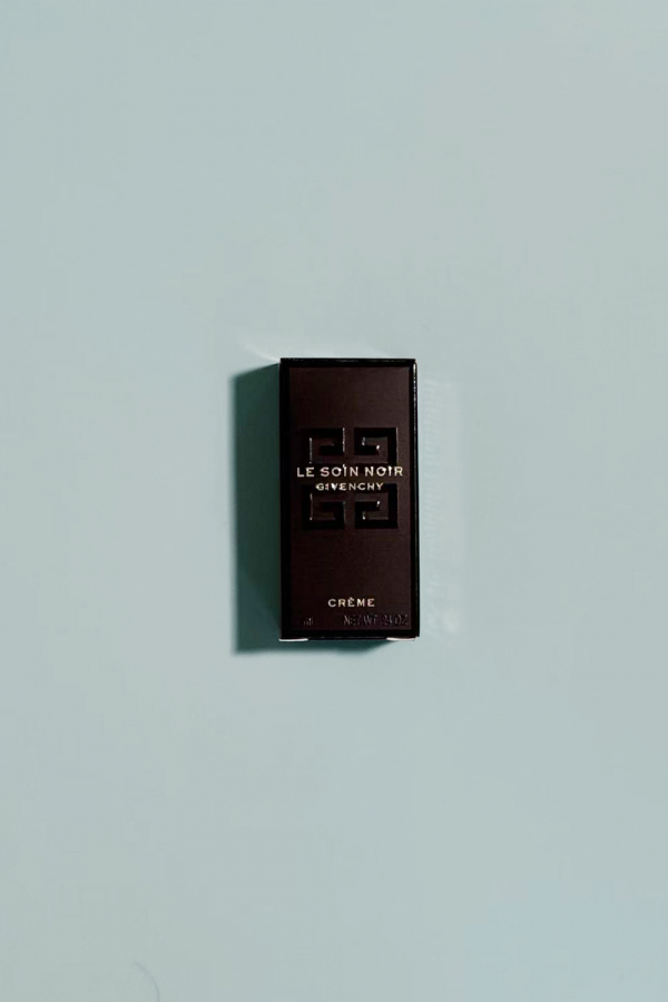 纪梵希黑能臻萃乳霜	7ML